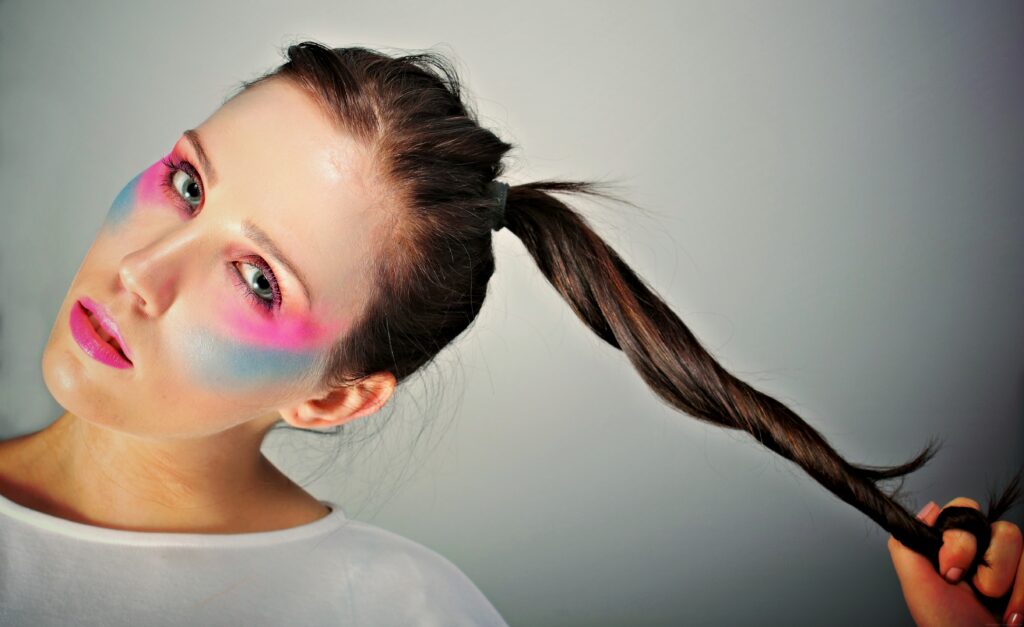 Kobiecy-portret -fotogrficzny, Sesja-studyjna-w-łodzi. Fotograf-Jakub-Kaliszczyk